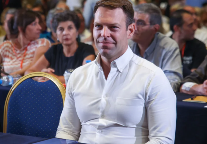 Μάζεψε τα πράγματα του από την Κουμουνδούρου ο Κασσελάκης -Παραιτήθηκαν οι δύο διευθυντές του Γραφείου Τύπου &amp; ο διευθυντής του Γραφείου του Προέδρου